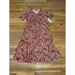 MSK Womens Dress Size XL Red Floral Short Sleeve Pockets Stretch Flowy Midi NWT